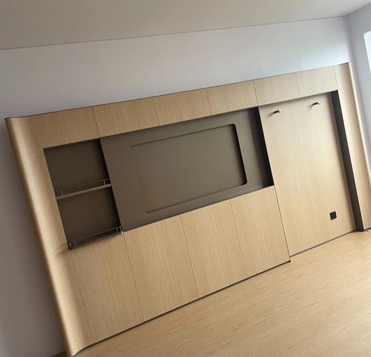 แผงติดผนังทีวีโรงแรม